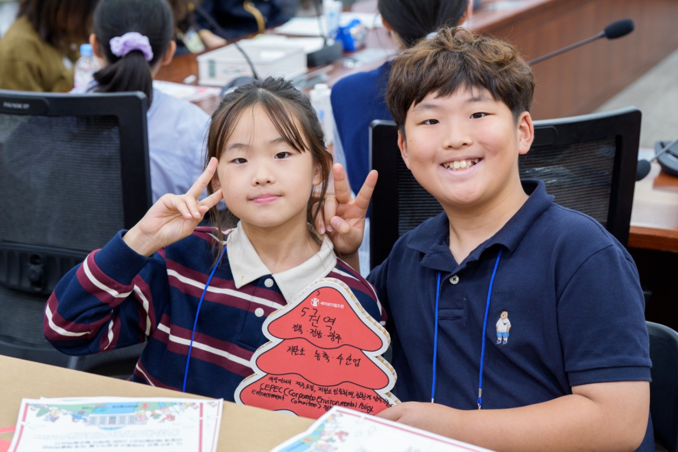 보도자료_라운드테이블 토론 현장사진(1).jpg